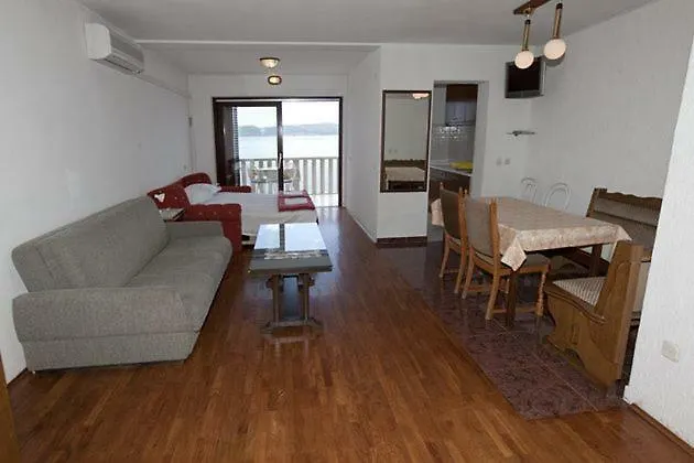 Апартаменты Victoria Брела